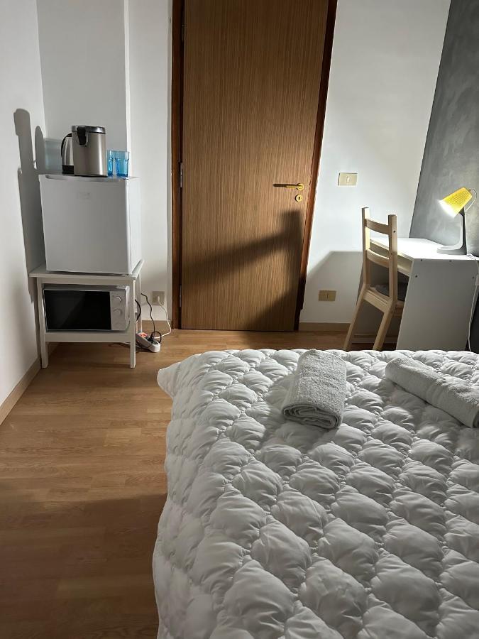 Leone D'Oro 2 - Milano Street Hotel Mestre Eksteriør billede